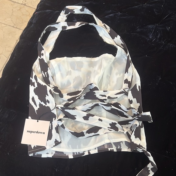 Top - Picture 4 of 4